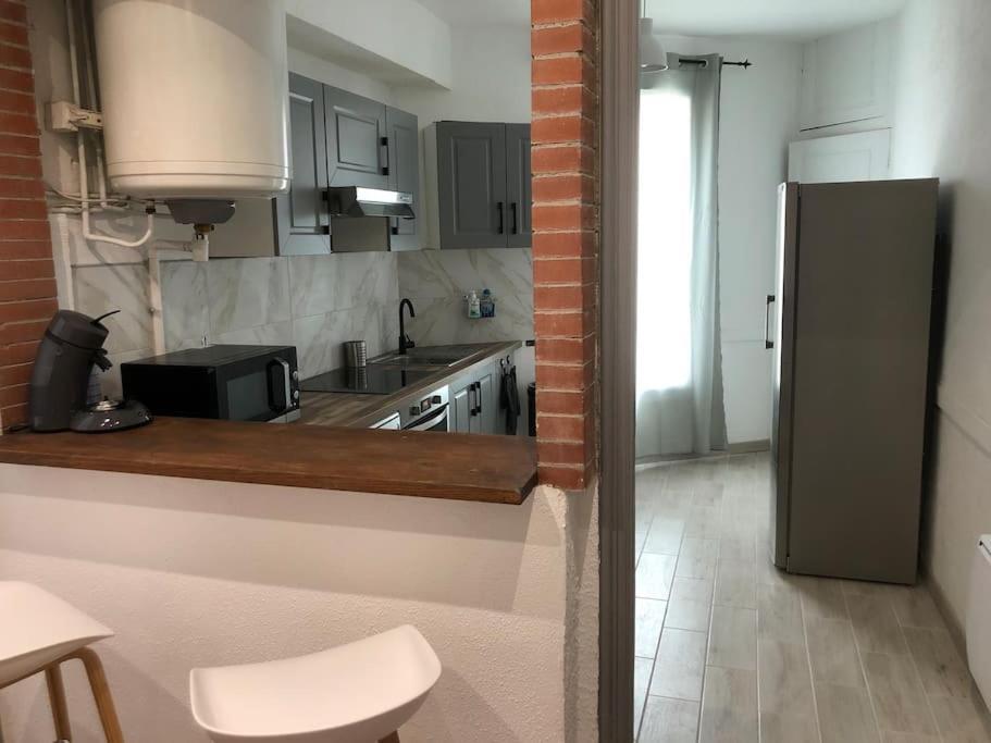 Appartement Spacieux Centre Ville Rivesaltes Exteriör bild